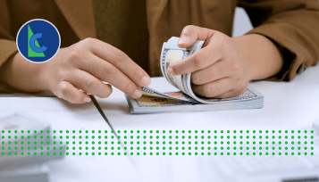 WHAT IS DSCR - photo graphics counting dollar bills